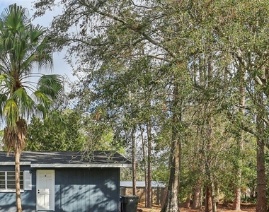 7711 Amherst Street - Photo Thumbnail 2