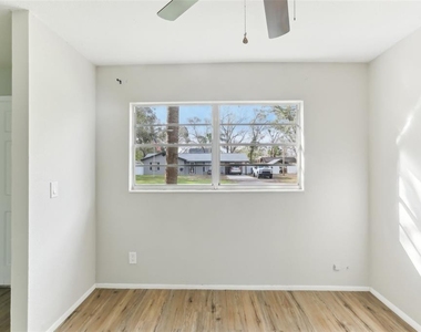 7711 Amherst Street - Photo Thumbnail 4