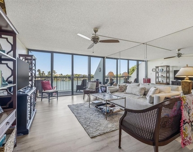 9495 Blind Pass Road - Photo Thumbnail 16