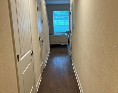 115 N Arrawana Avenue - Photo Thumbnail 5