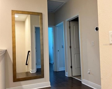 115 N Arrawana Avenue - Photo Thumbnail 8