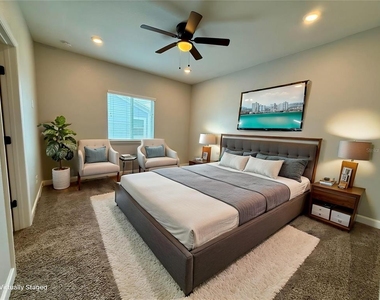 2430 Willow Way - Photo Thumbnail 8