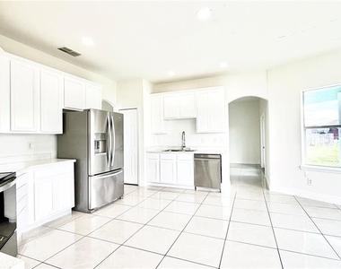 51 Andora Court - Photo Thumbnail 6