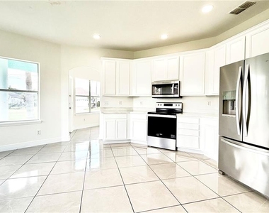 51 Andora Court - Photo Thumbnail 5