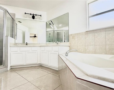 51 Andora Court - Photo Thumbnail 11