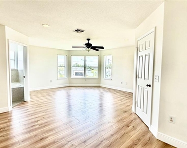51 Andora Court - Photo Thumbnail 10