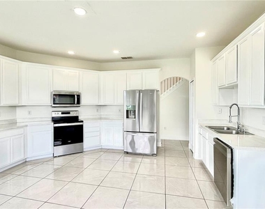 51 Andora Court - Photo Thumbnail 4