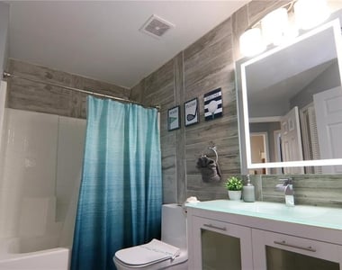 1470 Wedge Way - Photo Thumbnail 19