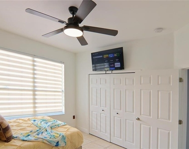 1470 Wedge Way - Photo Thumbnail 18