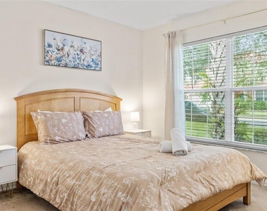 239 Carrera Avenue - Photo Thumbnail 16