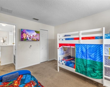 239 Carrera Avenue - Photo Thumbnail 33