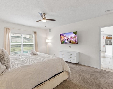 239 Carrera Avenue - Photo Thumbnail 30