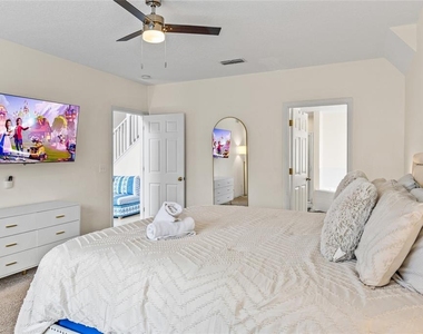 239 Carrera Avenue - Photo Thumbnail 31