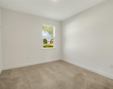 1452 Se 13th Terrace - Photo Thumbnail 35