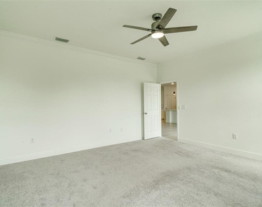 1452 Se 13th Terrace - Photo Thumbnail 20