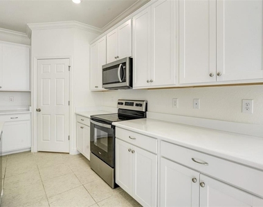1452 Se 13th Terrace - Photo Thumbnail 10