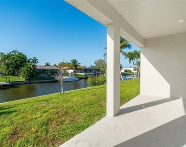 1452 Se 13th Terrace - Photo Thumbnail 40