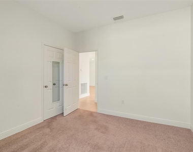 1452 Se 13th Terrace - Photo Thumbnail 32