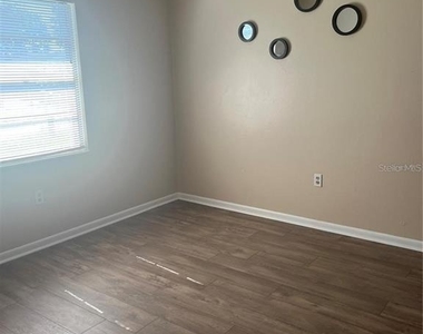 2112 W Martin Street - Photo Thumbnail 1