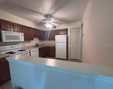 5301 White Cliff Lane - Photo Thumbnail 11