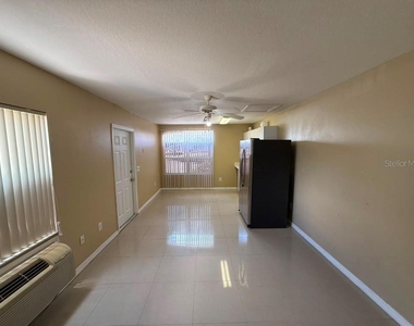 709 Orchid Drive - Photo Thumbnail 5