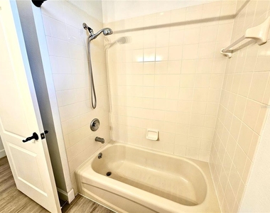 7342 Loblolly Bay Trail - Photo Thumbnail 26