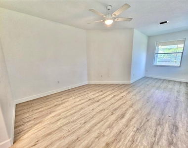 7342 Loblolly Bay Trail - Photo Thumbnail 14