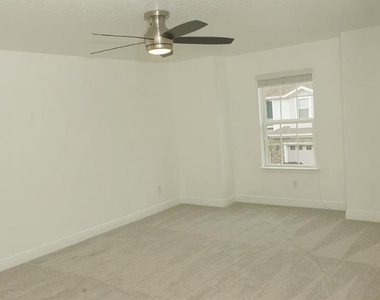 81 Mayo Court - Photo Thumbnail 9