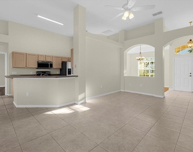 13131 Luxbury Loop - Photo Thumbnail 3