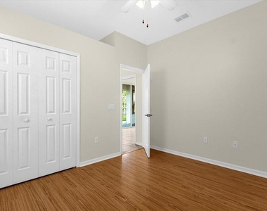 13131 Luxbury Loop - Photo Thumbnail 19