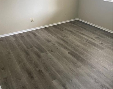 137 Springwood Circle - Photo Thumbnail 5
