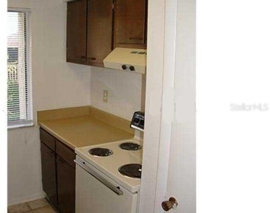 137 Springwood Circle - Photo Thumbnail 7