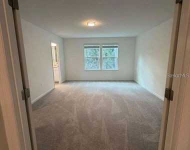 3692 Se 37th Court - Photo Thumbnail 17