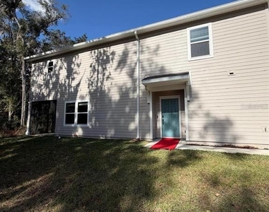 3692 Se 37th Court - Photo Thumbnail 4