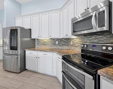231 Lakay Place - Photo Thumbnail 10
