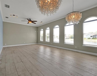 231 Lakay Place - Photo Thumbnail 15