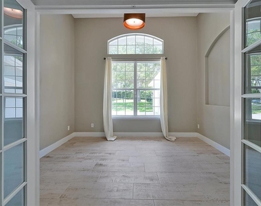 231 Lakay Place - Photo Thumbnail 36