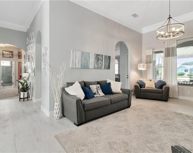 231 Lakay Place - Photo Thumbnail 2