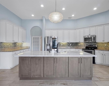 231 Lakay Place - Photo Thumbnail 12