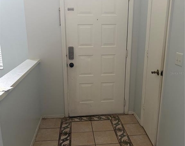 31 Lakepointe Circle - Photo Thumbnail 7