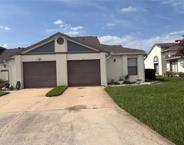 31 Lakepointe Circle - Photo Thumbnail 2