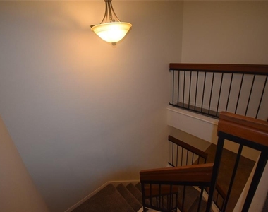 2620 Lancaster Court - Photo Thumbnail 15