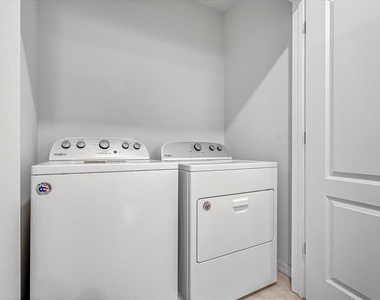 141 Feltrim Reserve Boulevard - Photo Thumbnail 9
