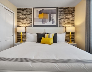 7525 Oak Spring Lane - Photo Thumbnail 14