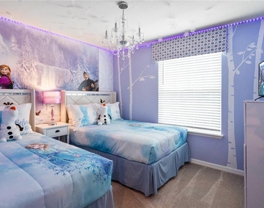 7525 Oak Spring Lane - Photo Thumbnail 19