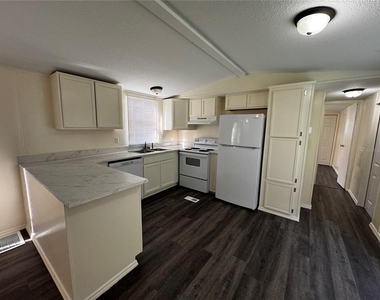 1001 Ne 77th Street - Photo Thumbnail 3
