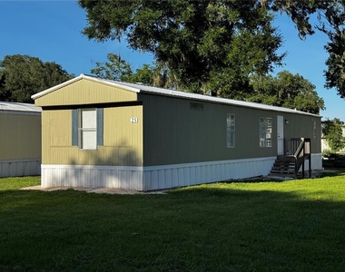1001 Ne 77th Street - Photo Thumbnail 1