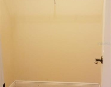 4706 Mackerel Drive - Photo Thumbnail 7