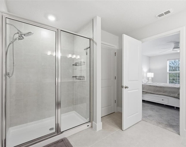 6917 Five Oaks Drive - Photo Thumbnail 21