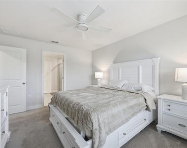 6917 Five Oaks Drive - Photo Thumbnail 19